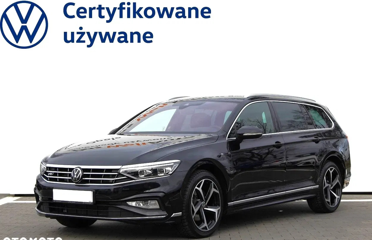 samochody osobowe Volkswagen Passat cena 199900 przebieg: 15850, rok produkcji 2023 z Opole